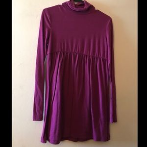 Medium long shirt